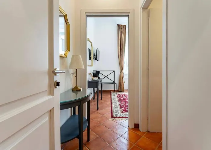 Fori Imperiali Luxe Mansion 4* روما